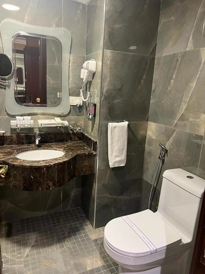 Hotel Al Ansar Golden Tulip Medyna Zewnętrze zdjęcie
